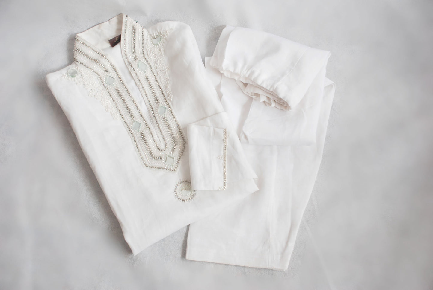 White Diamanté & Blue Stone Mens Shalwar Kameez.