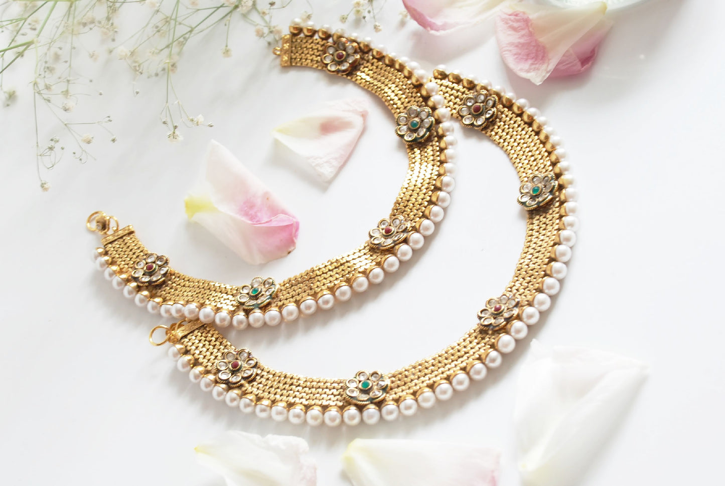 Wide Kundan Bright Gold Anklets